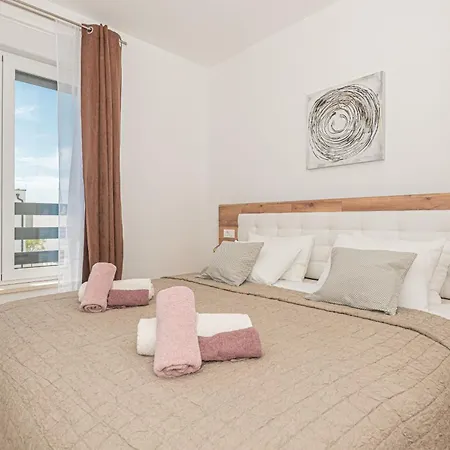 House With A Swimming Pool - 21991 * Vodice