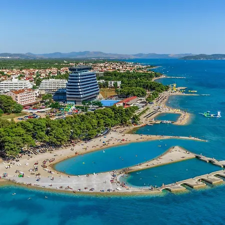 別荘 House With A Swimming Pool - 21991 *