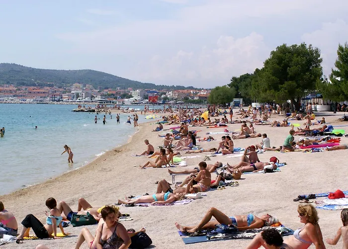 Сasa de vacaciones House With A Swimming Pool - 21991 Vodice