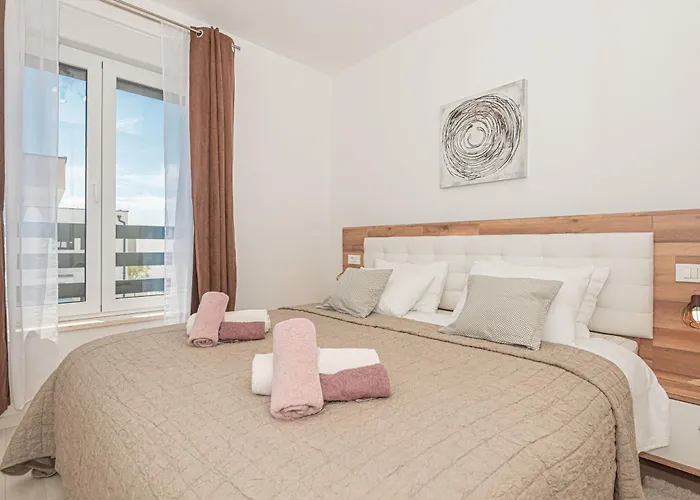 House With A Swimming Pool - 21991 * Vodice