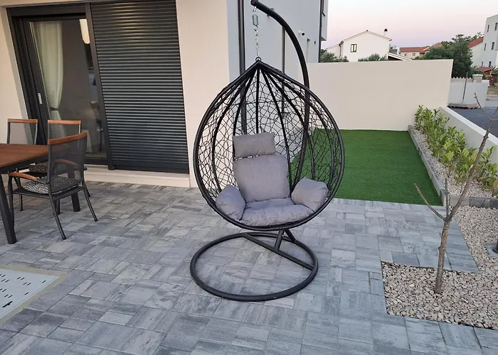 別荘 House With A Swimming Pool - 21991 *